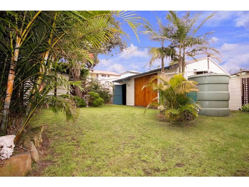 75 Osborne  Pde, Warilla NSW 2528