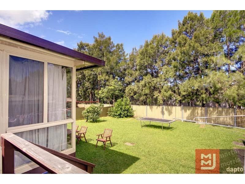 37 Laver Rd, Dapto NSW 2530