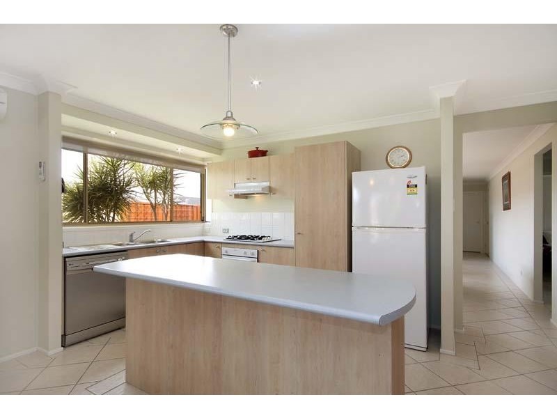 48 Sunnybank Cres, Horsley NSW 2530