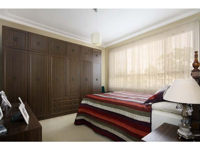 63 Parkside  Dr, Dapto NSW 2530