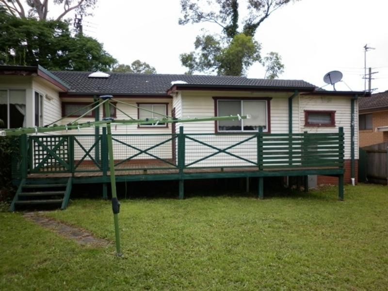 14 Beltana Ave, Dapto NSW 2530