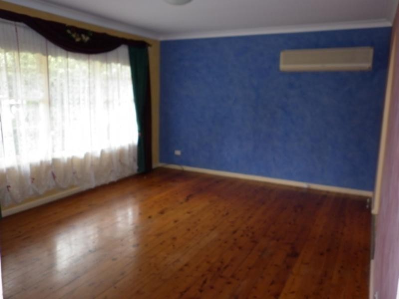 14 Beltana Ave, Dapto NSW 2530