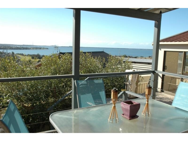 114 Wyndarra Way, Koonawarra NSW 2530
