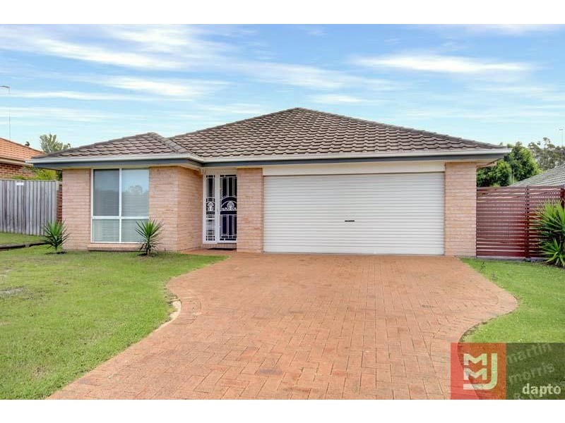 18 Glenlee Dr, Horsley NSW 2530