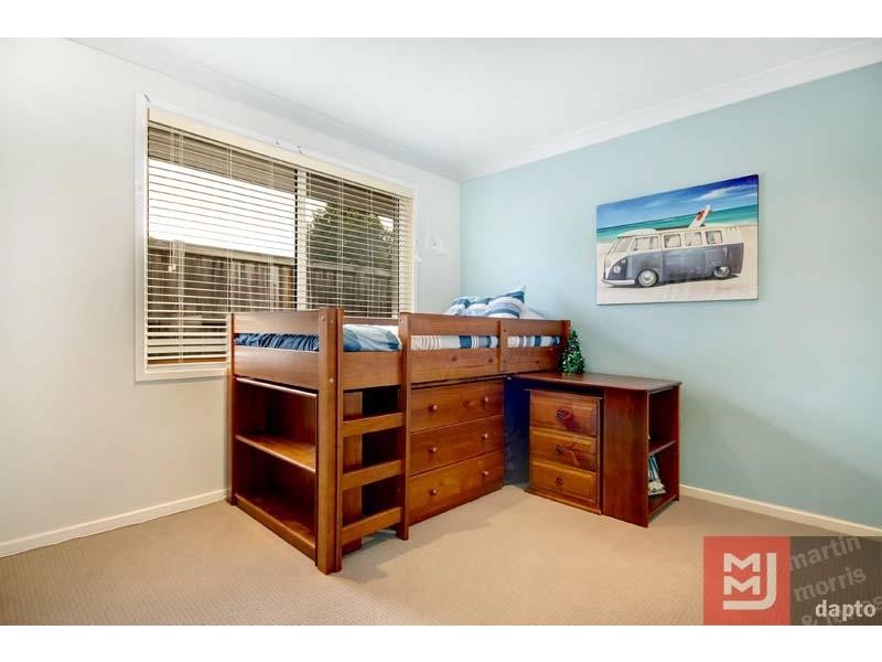 18 Glenlee Dr, Horsley NSW 2530