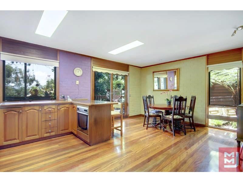 98 Iola  Ave, Farmborough Heights NSW 2526