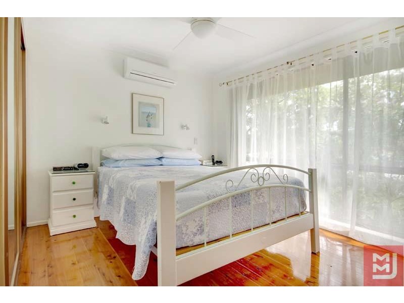 37 Horsley Dr, Horsley NSW 2530