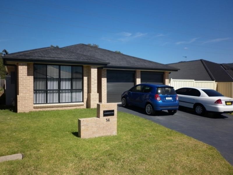 14  McLeod  Pl, Horsley NSW 2530