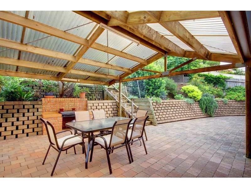 21 Bright Pde, Dapto NSW 2530