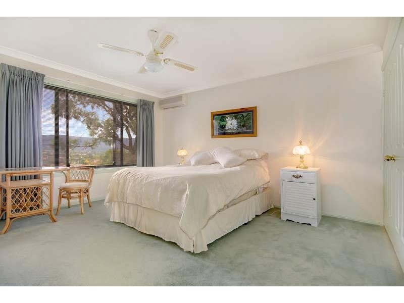 21 Bright Pde, Dapto NSW 2530