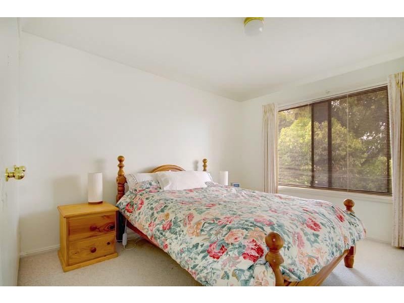 21 Bright Pde, Dapto NSW 2530