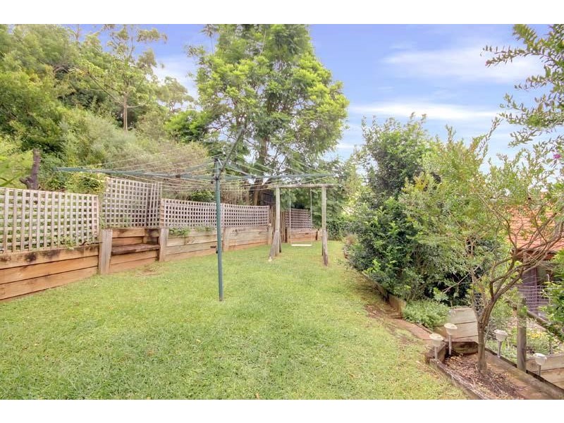 21 Bright Pde, Dapto NSW 2530