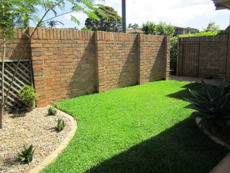 1/112 Bong Bong Rd, Horsley NSW 2530