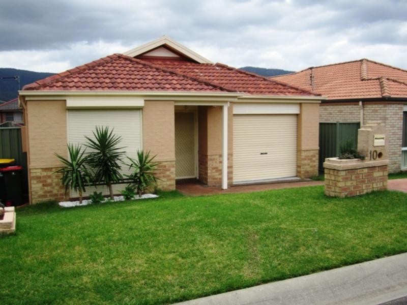 10 Herriott Cres, Horsley NSW 2530