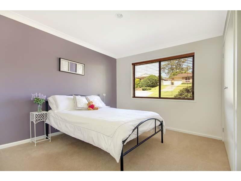 32 Loch Carron Ave, Farmborough Heights NSW 2526