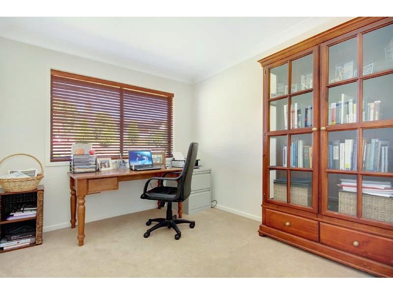 32 Loch Carron Ave, Farmborough Heights NSW 2526