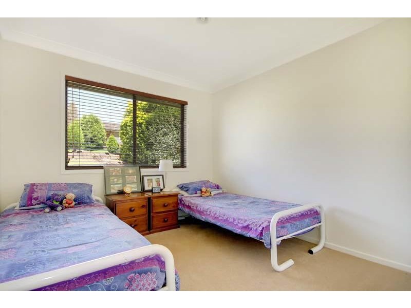 32 Loch Carron Ave, Farmborough Heights NSW 2526