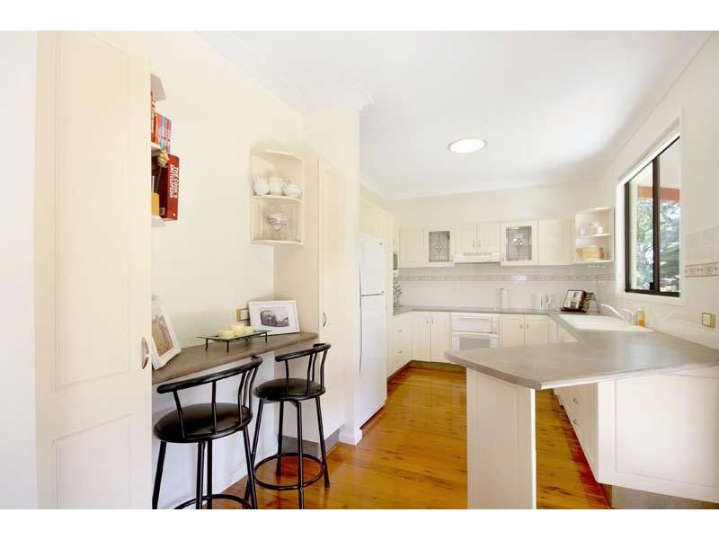 32 Loch Carron Ave, Farmborough Heights NSW 2526