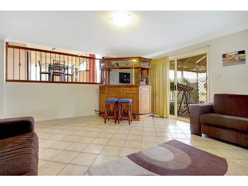 10 Dawes Ct, Horsley NSW 2530
