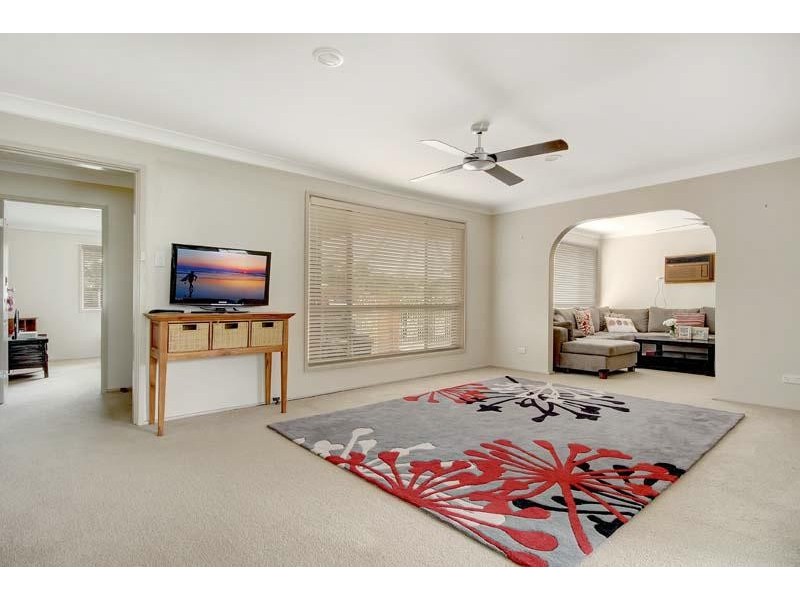 12 Rutledge  Ave, Dapto NSW 2530