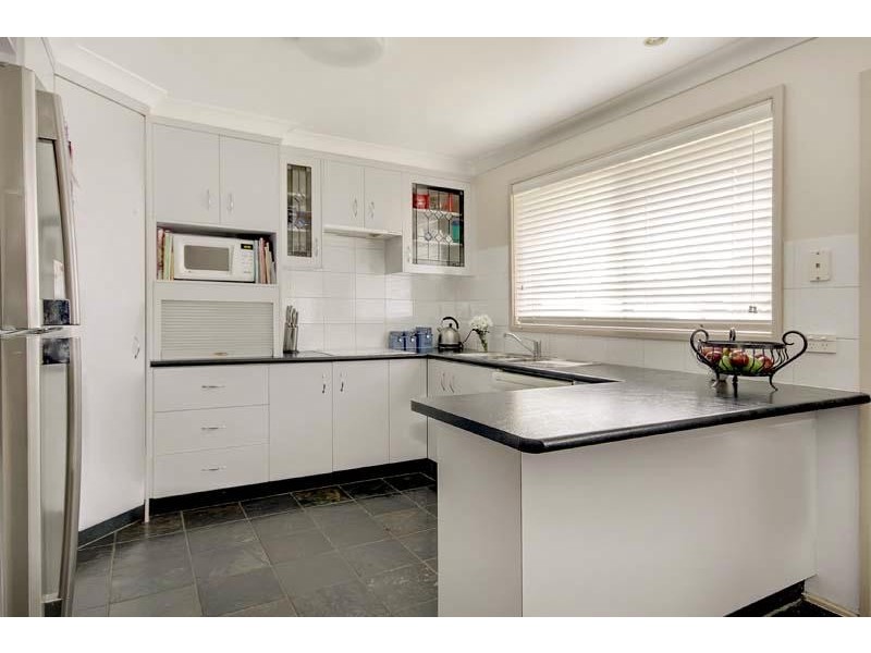 12 Rutledge  Ave, Dapto NSW 2530