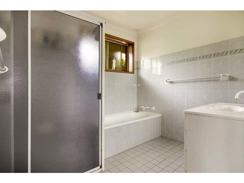 12 Rutledge  Ave, Dapto NSW 2530