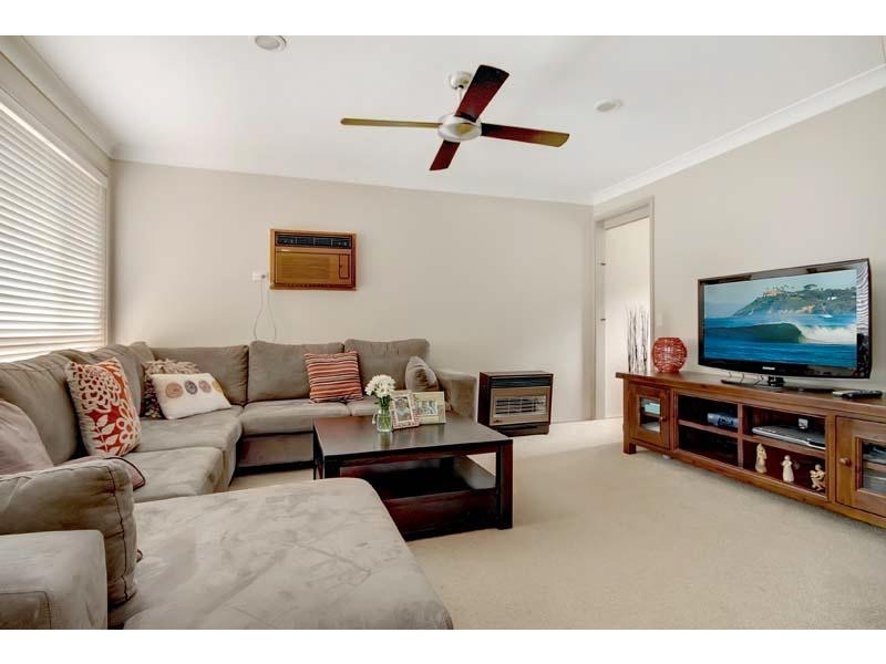 12 Rutledge  Ave, Dapto NSW 2530