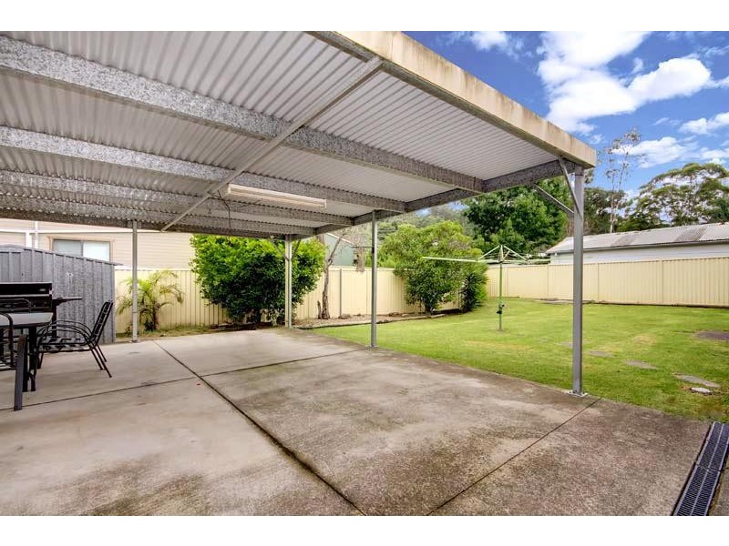 12 Rutledge  Ave, Dapto NSW 2530