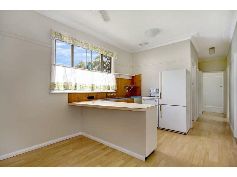 86 Parkside Dr, Dapto NSW 2530