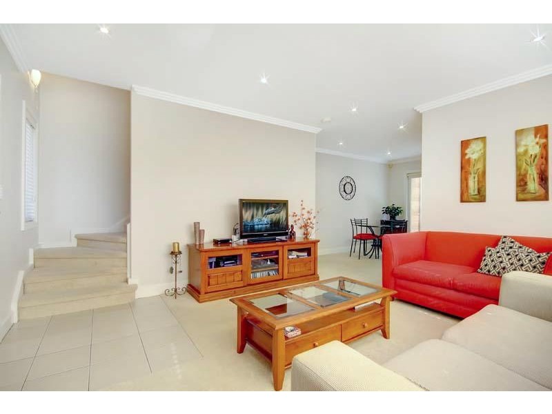 14/49 Cordeaux Rd, Figtree NSW 2525