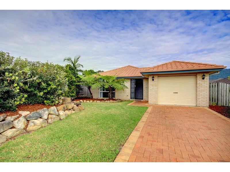 22 Glenlee Dr, Horsley NSW 2530