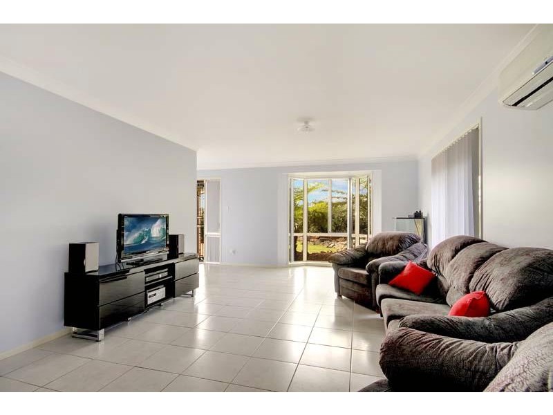 22 Glenlee Dr, Horsley NSW 2530