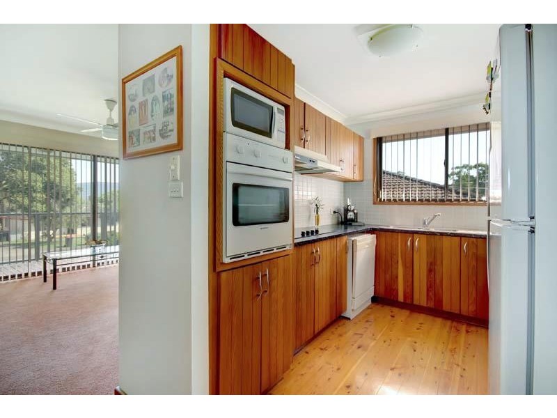33 Compton St, Dapto NSW 2530