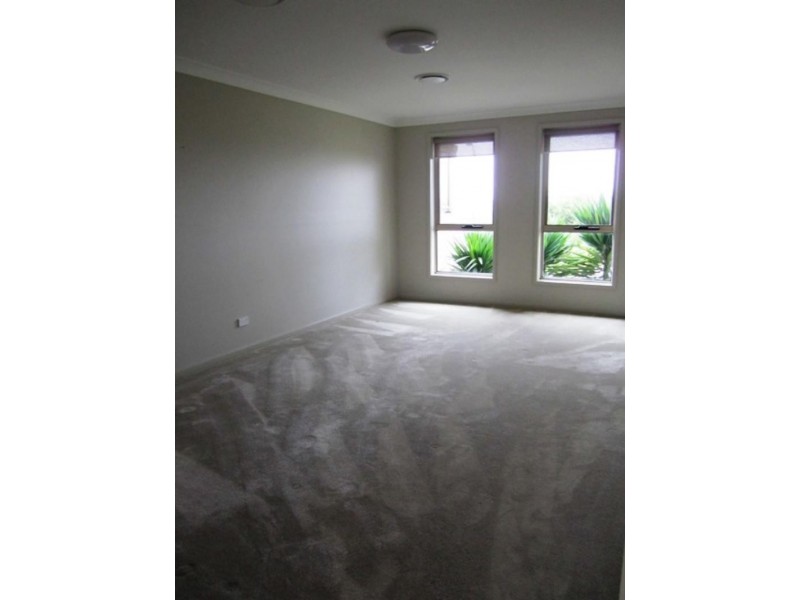 32 Killalea Dr, Shellharbour NSW 2529