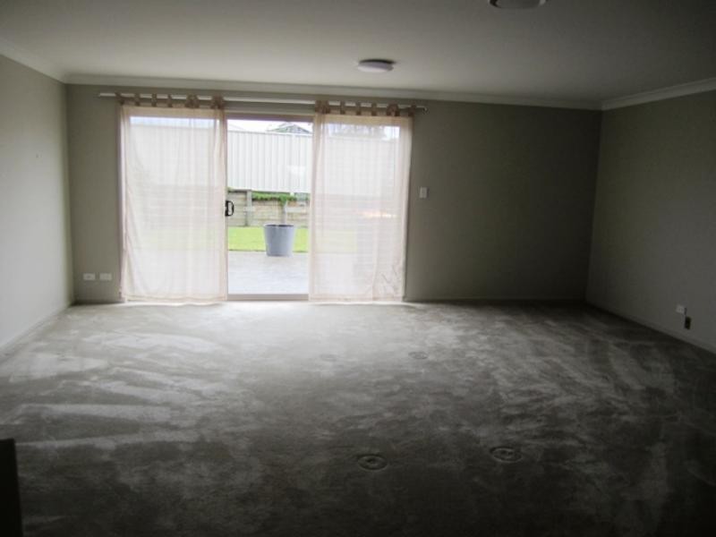 32 Killalea Dr, Shellharbour NSW 2529