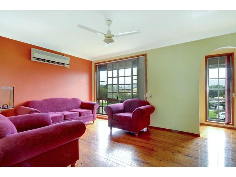 49 Compton St, Dapto NSW 2530