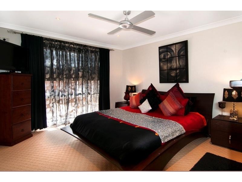 14 Kariewood Cct, Horsley NSW 2530