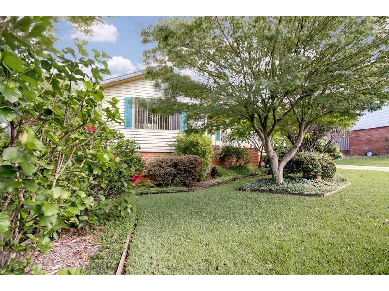 3 Galong Cres, Koonawarra NSW 2530