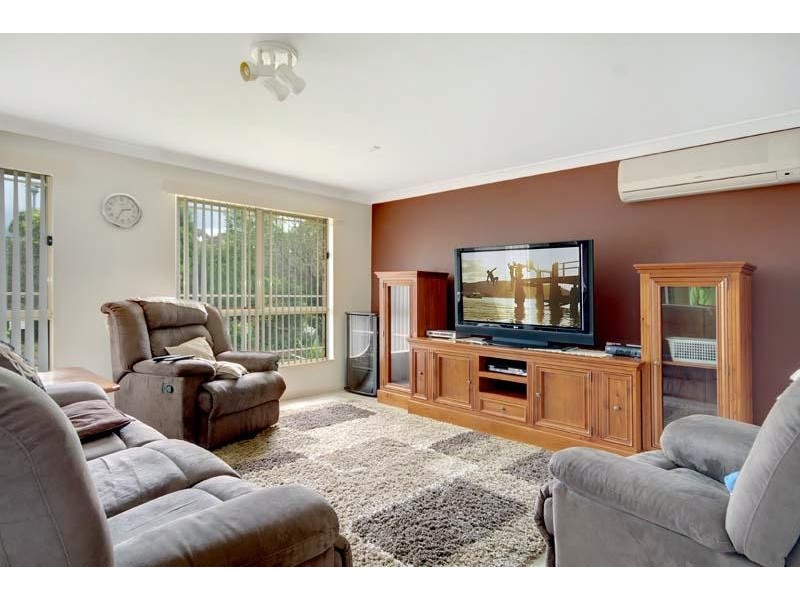 34 Brindabella Dr, Horsley NSW 2530