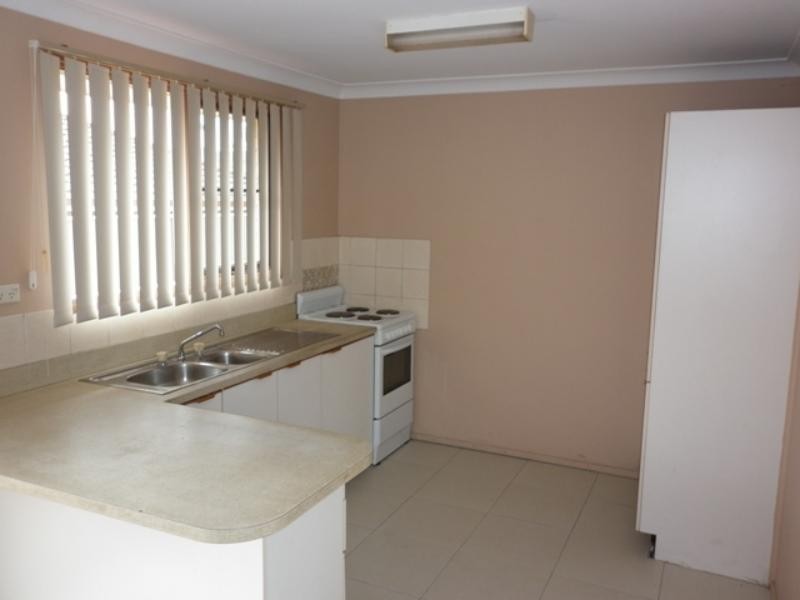 59 Huxley  Dr, Horsley NSW 2530