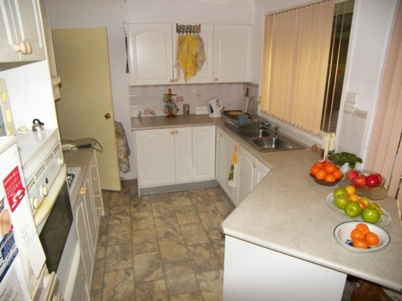 3 Rosewall  Pl, Berkeley NSW 2506