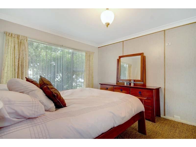 5 Brown Ave, Dapto NSW 2530