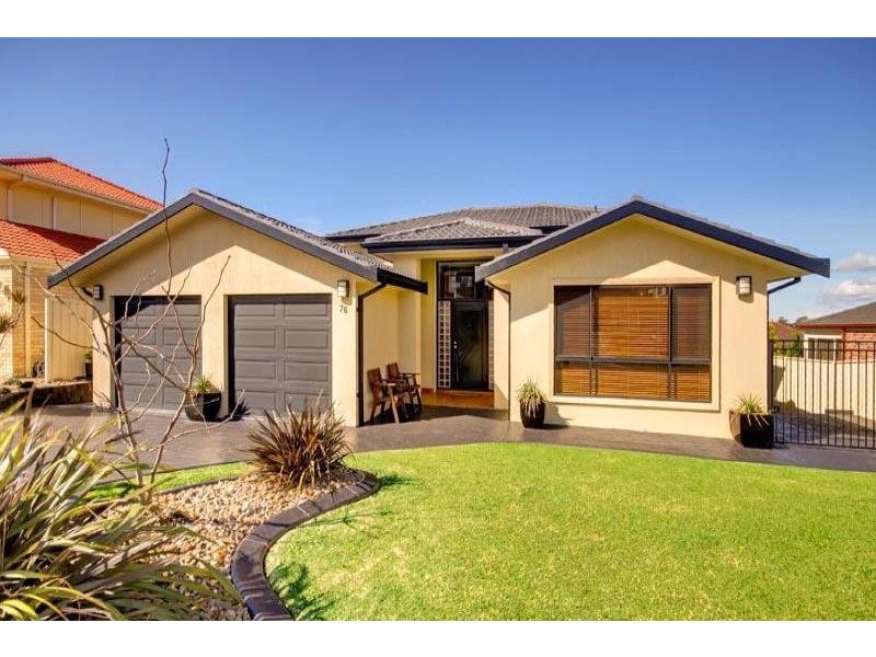 76 Horsley Dr, Horsley NSW 2530
