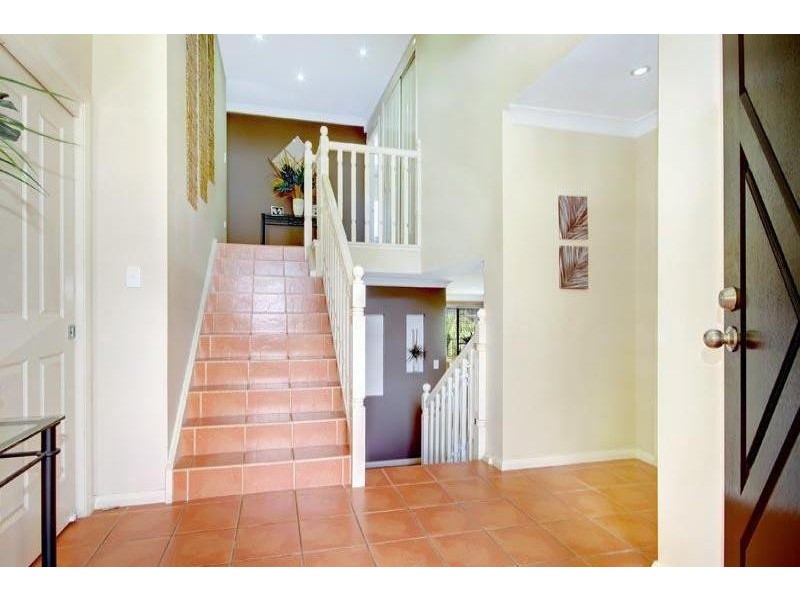 76 Horsley Dr, Horsley NSW 2530