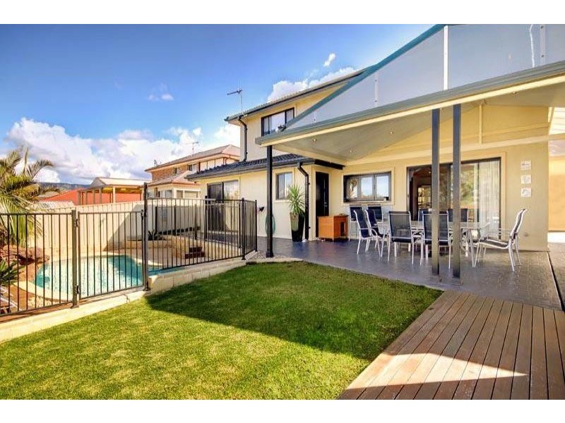 76 Horsley Dr, Horsley NSW 2530
