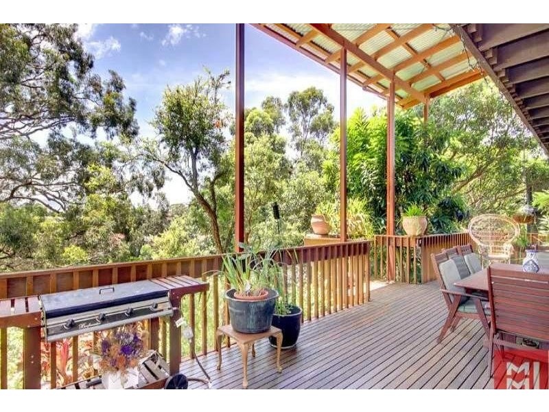 98 Iola Ave, Farmborough Heights NSW 2526