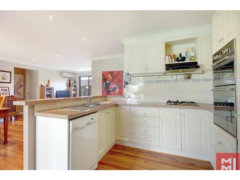 5 Greywood Pl, Horsley NSW 2530