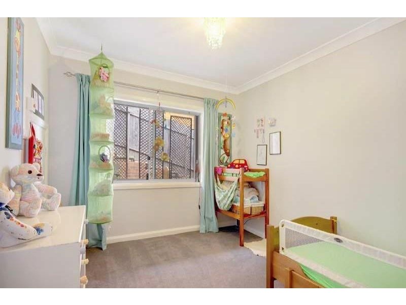 54 Iola Ave, Farmborough Heights NSW 2526