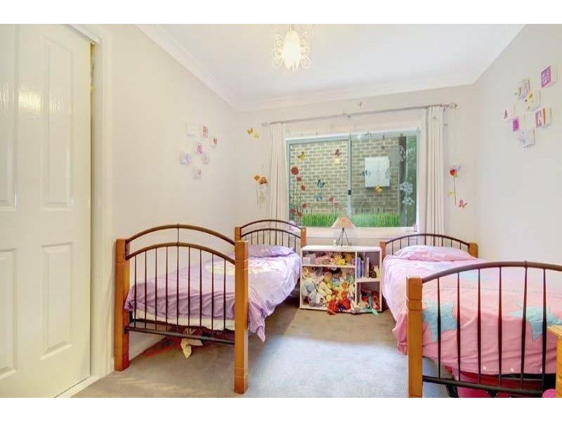 54 Iola Ave, Farmborough Heights NSW 2526