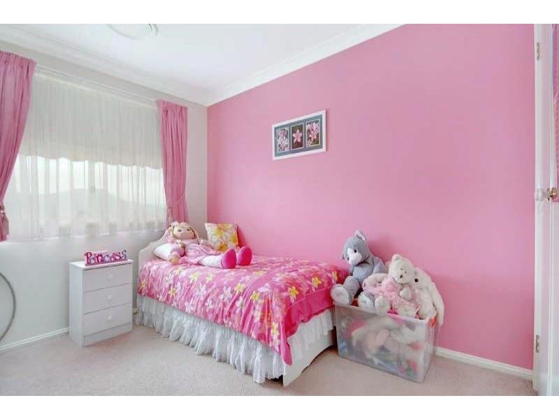 10 Dawes Ct, Horsley NSW 2530